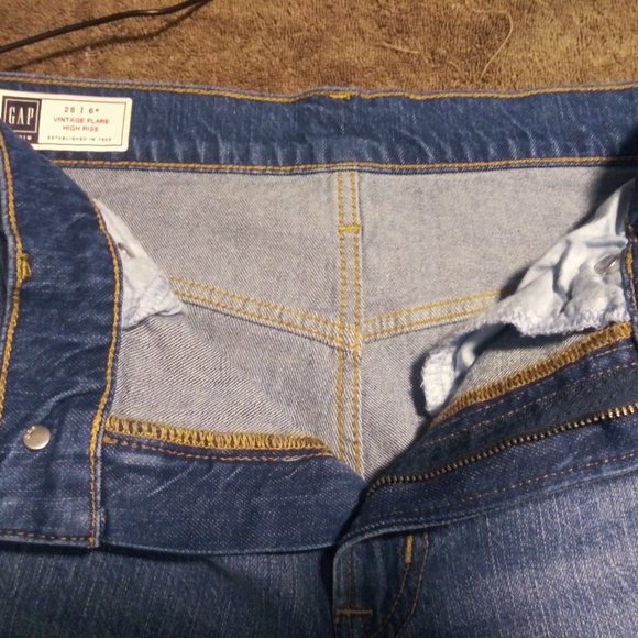 New!! Gap Vintage Flare High Rise Denim 1969 - Picture 2 of 6